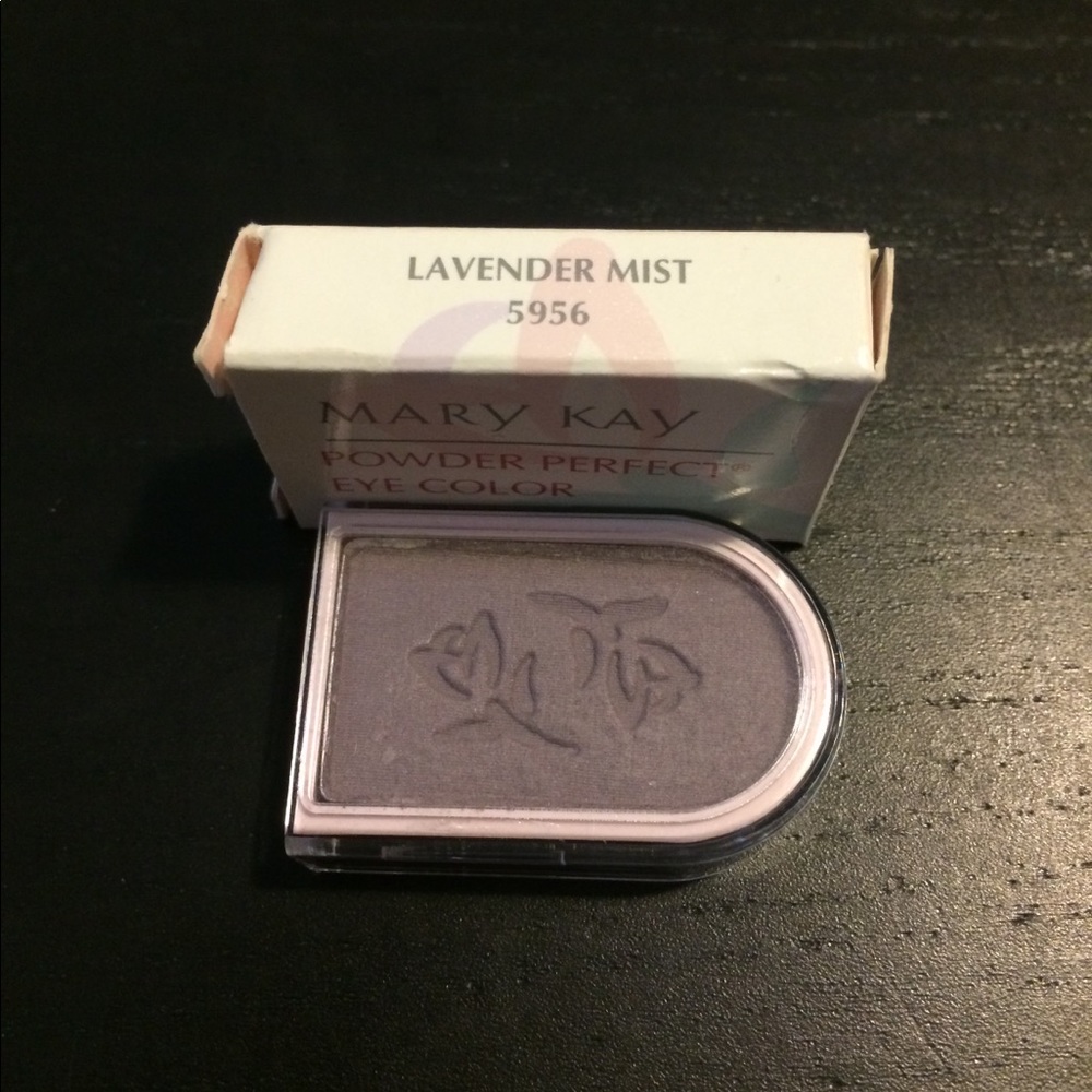 Mary Kay Lavender Mist powder perfect eye color